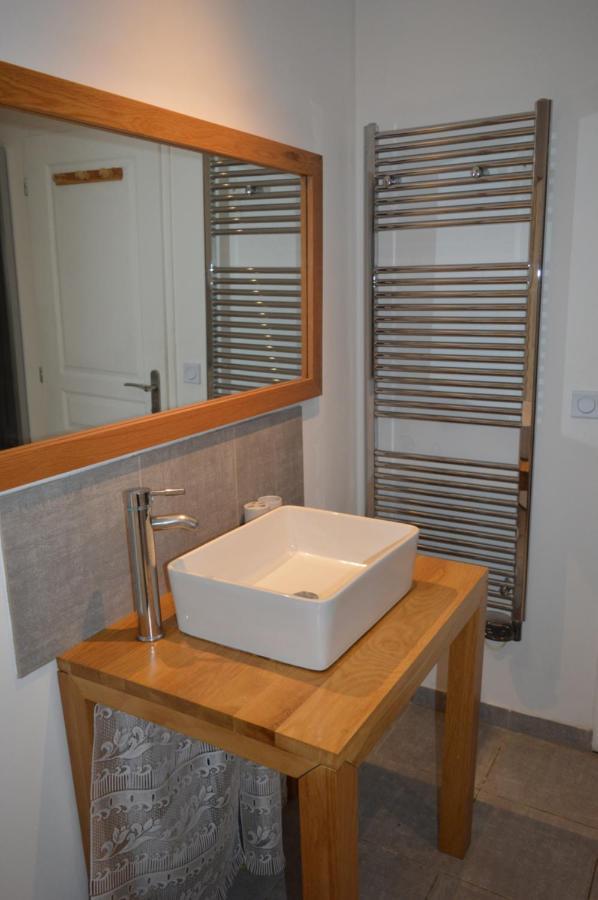 L'Apartement Azille Exterior photo